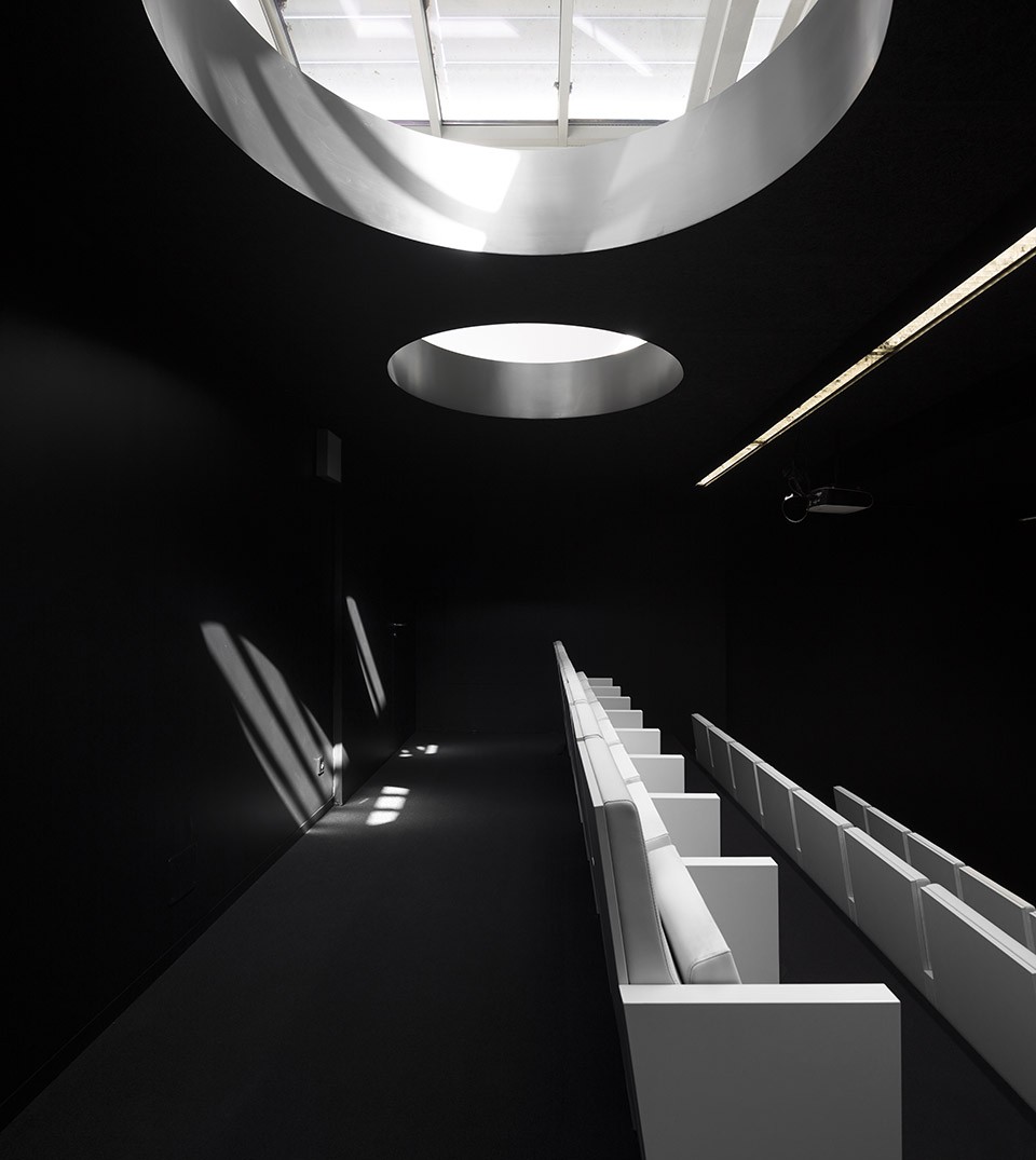 EMEL Auditorium by P06 Atelier
-1