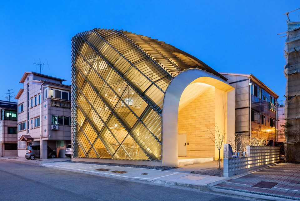 Louverwall by Architecture of Novel Differentiation-3