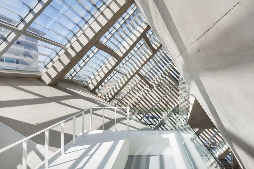 Louverwall by Architecture of Novel Differentiation-8