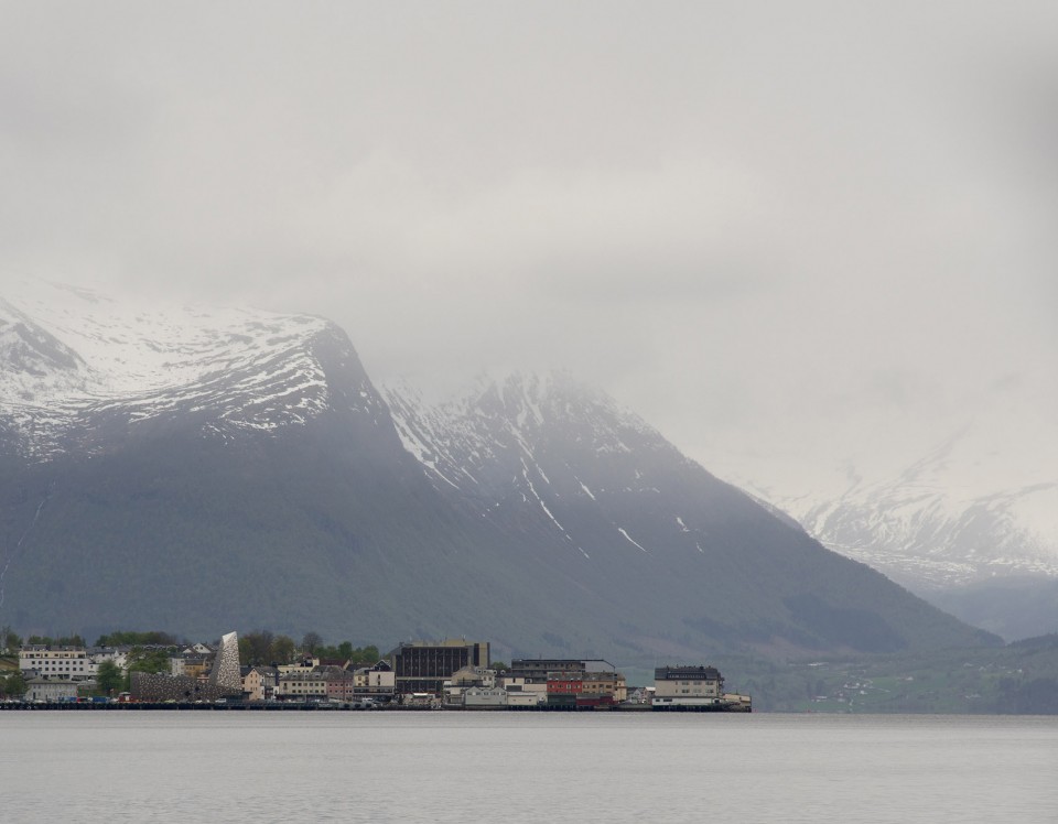 The Norwegian Mountaineering Center by RRA-1