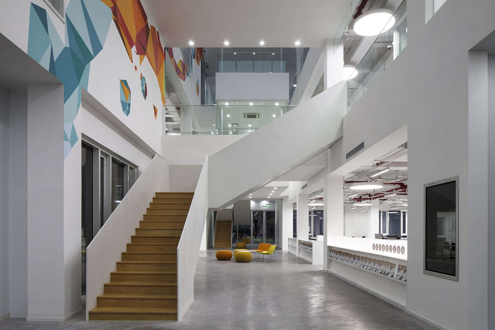 Renovation for HiTech startup incubator space in Shanghai by Schmidt