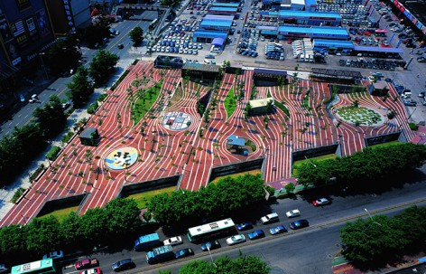 深圳笋岗中心广场 / 都市实践