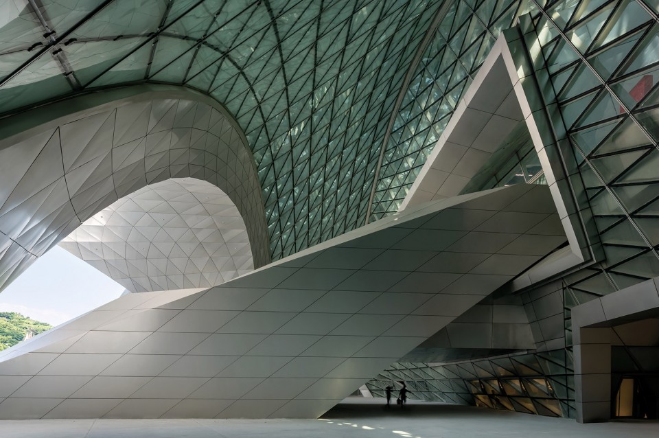 0010-Museum of Contemporary Art & Planning Exhibition, Shenzhen, China by COOP HIMMELB(L)AU