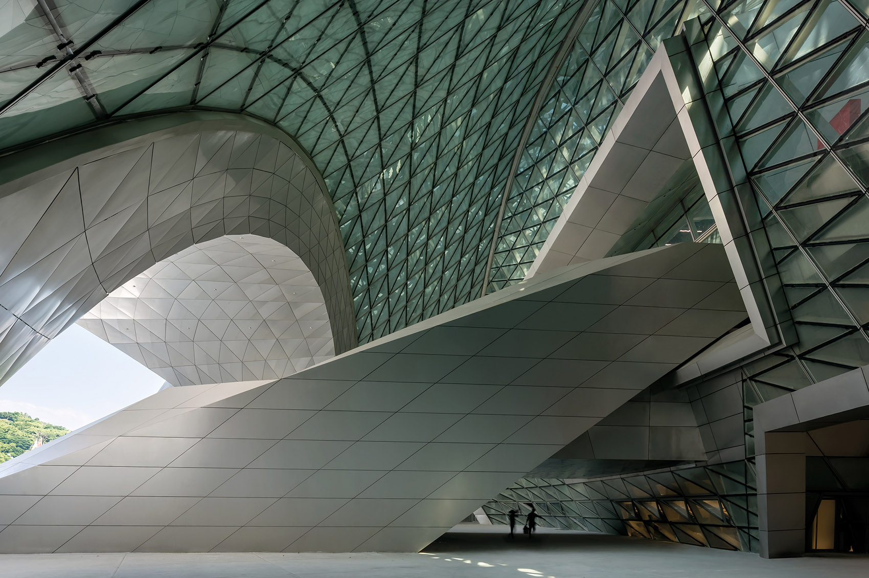 开放! 深圳当代艺术博物馆与城市规划展览馆 / 蓝天组