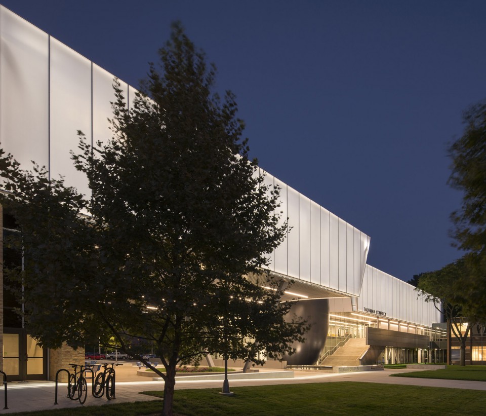 003-Taubman Complex_Morphosis