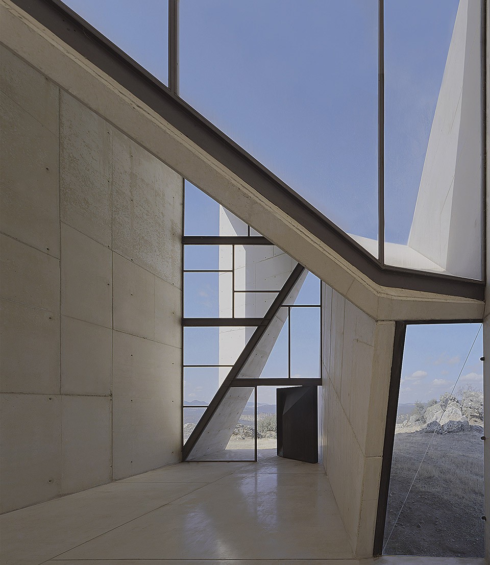 004-chapel in valleaceron_sancho