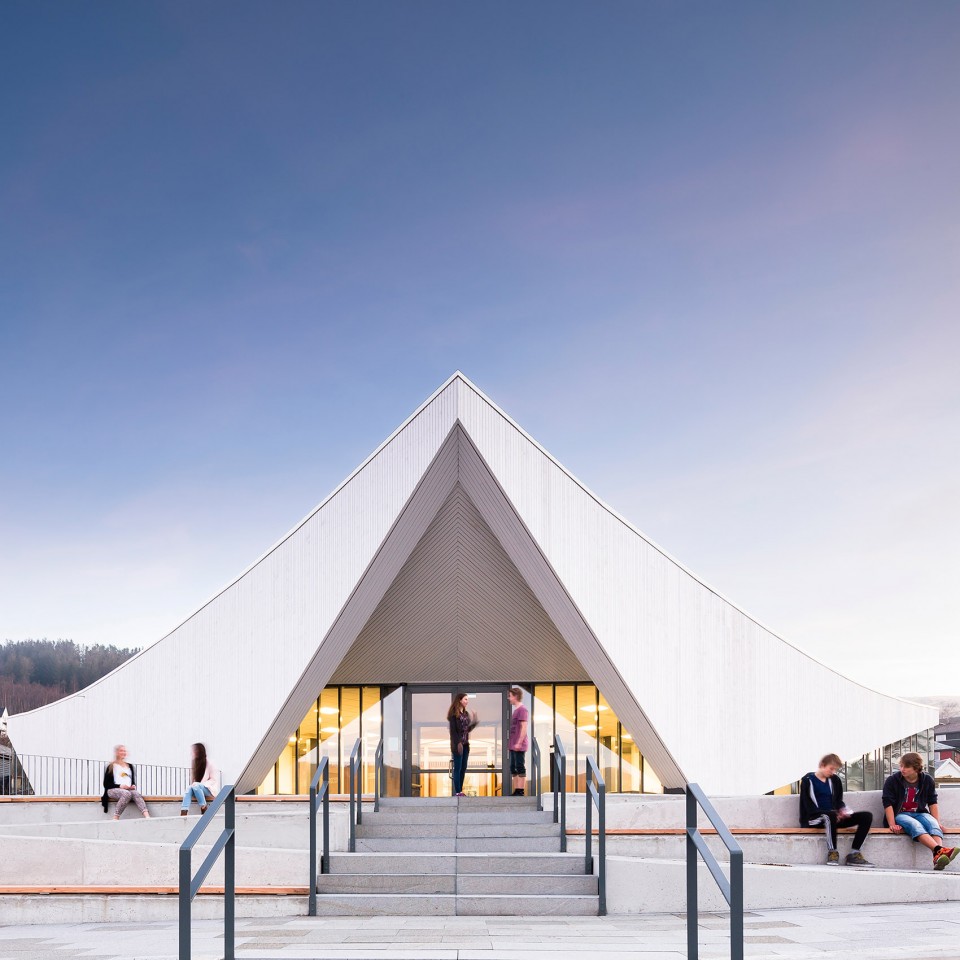 005-Algard Church_LINK