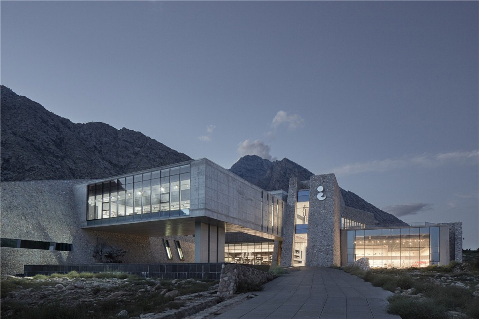 005-Yinchuan Han Meilin Art Museum by Sunlay