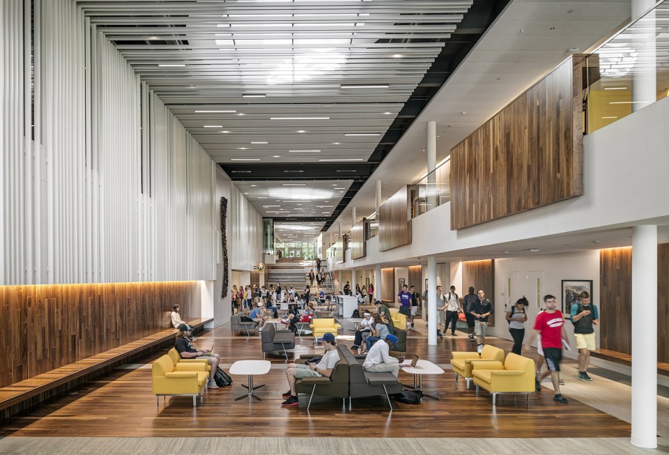 Sacred Heart University, School of Business and Communications