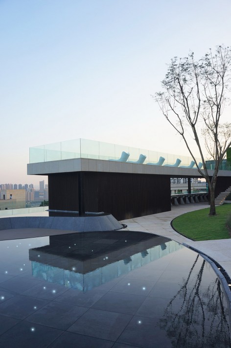008-Sky Mirror - Landscape of Chongqing Eling Residences by Change Studio