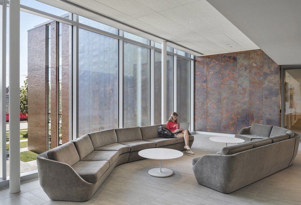 Sacred Heart University, School of Business and Communications