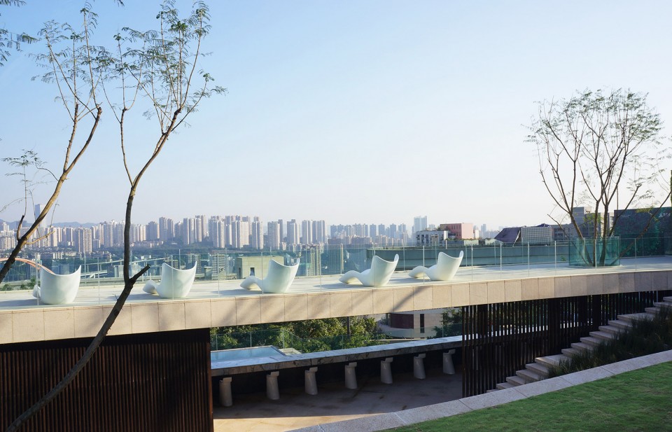 013-Sky Mirror - Landscape of Chongqing Eling Residences by Change Studio