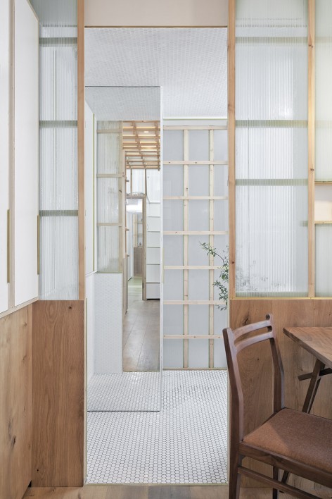 014-Small home hiding a Cui Linglong by Wang Tiantian and Luo Yaqin