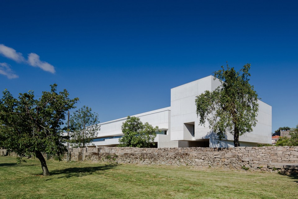 017-'Descriptive Memory' – Nadir Afonso Foundation by Álvaro Siza Vieira