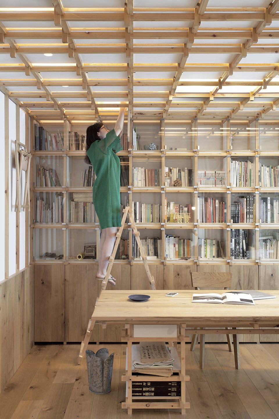 021-Small home hiding a Cui Linglong by Wang Tiantian and Luo Yaqin