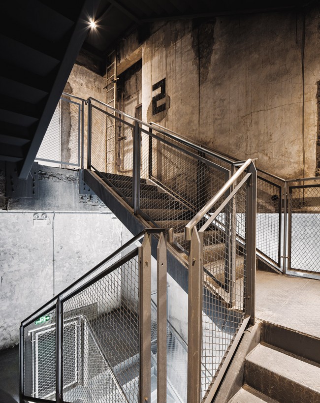 1 Flahalo Office Renovatio by Jingze Li