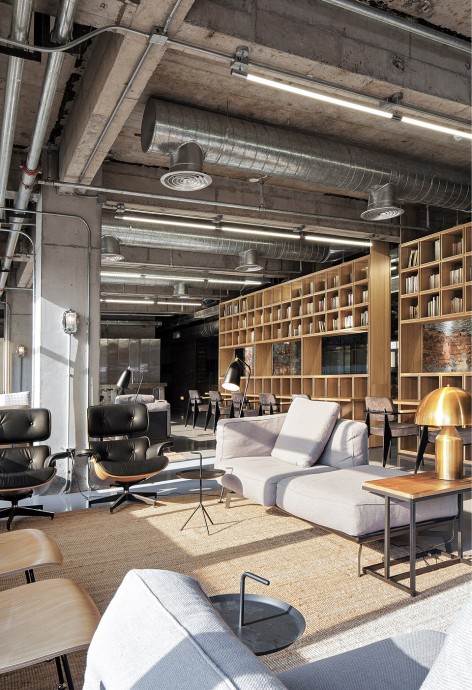 10 Flahalo Office Renovatio by Jingze Li