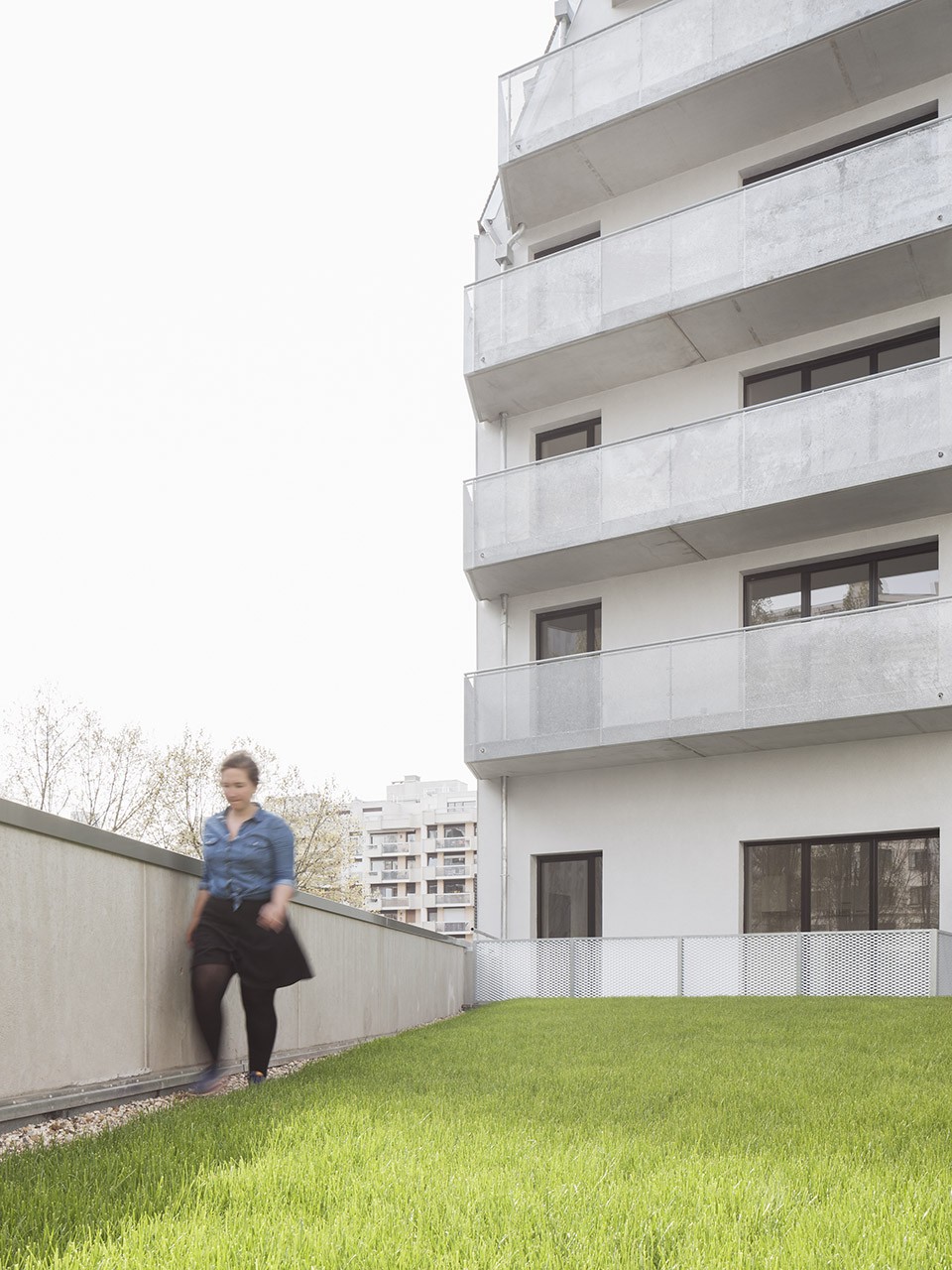 11-Intermediate Housing by KARAWITZ