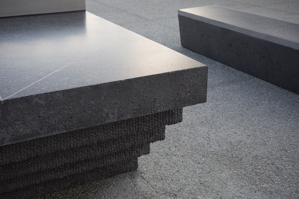 14-6_Monoliths-McGregor Barker_Christian Capurro_10