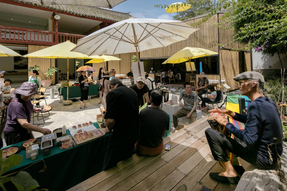 14 - Chaimiduo Farm Restaurant and Bazaar by Zhaoyang Architects