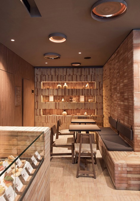 18-TIERRA GARAT by Esrawe Studio