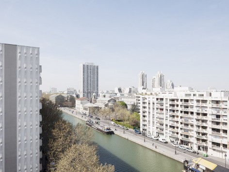 24-Intermediate Housing by KARAWITZ