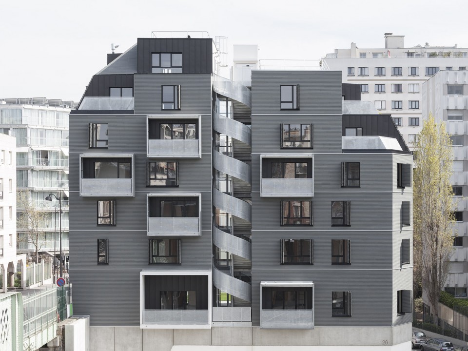 8-Intermediate Housing by KARAWITZ