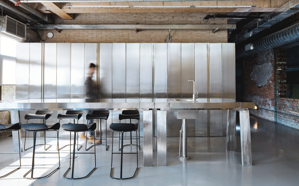 9 Flahalo Office Renovatio by Jingze Li