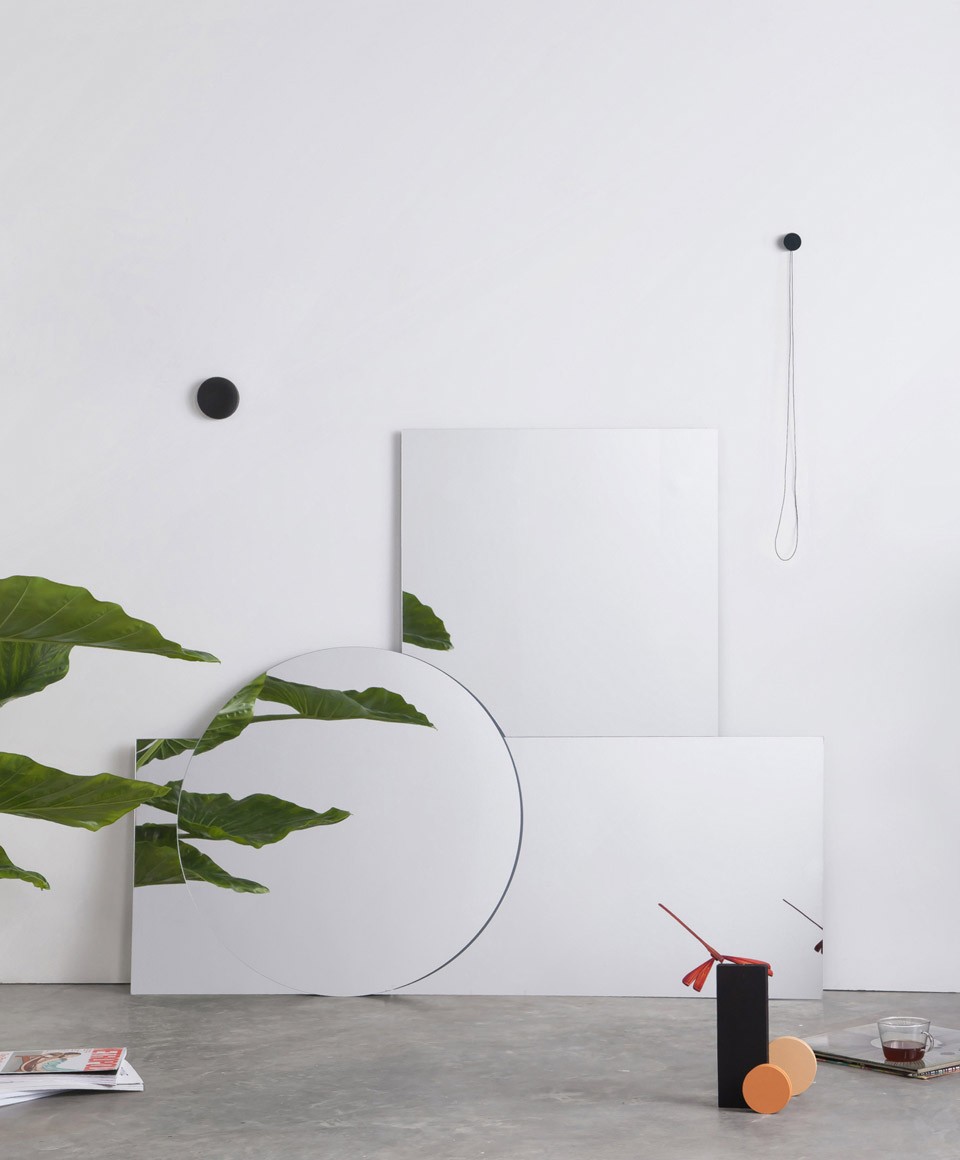 Balance Mirror_kutarq studio_Unmounted