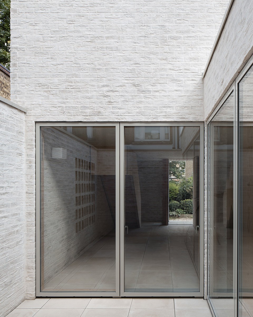 Mews House_Russell Jones_12