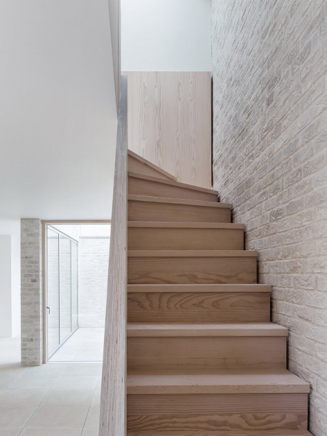 Mews House_Russell Jones_15