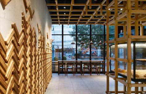 原麦山丘三里屯店 / B.L.U.E. Architecture Studio