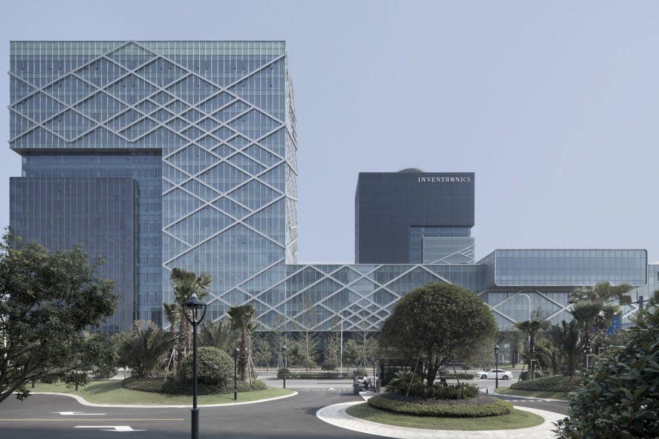002-Different “MIX&MATCH”— Inventronics Technology Park by gad
