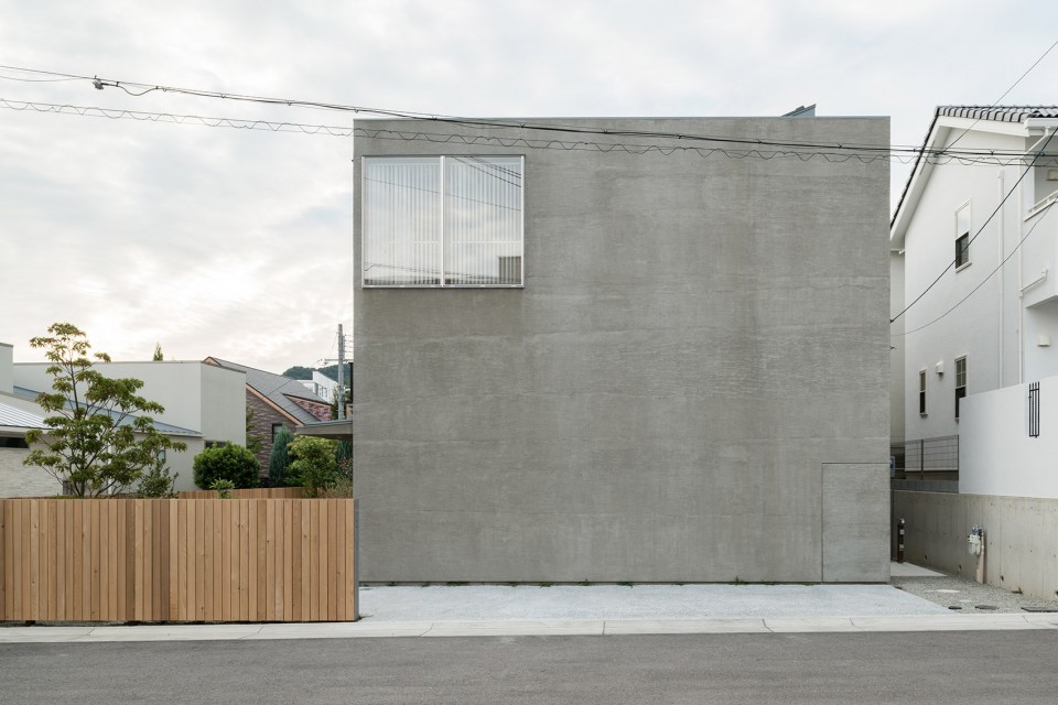 002-Feeling of distance of the house by Tsubasa Iwahashi Architects