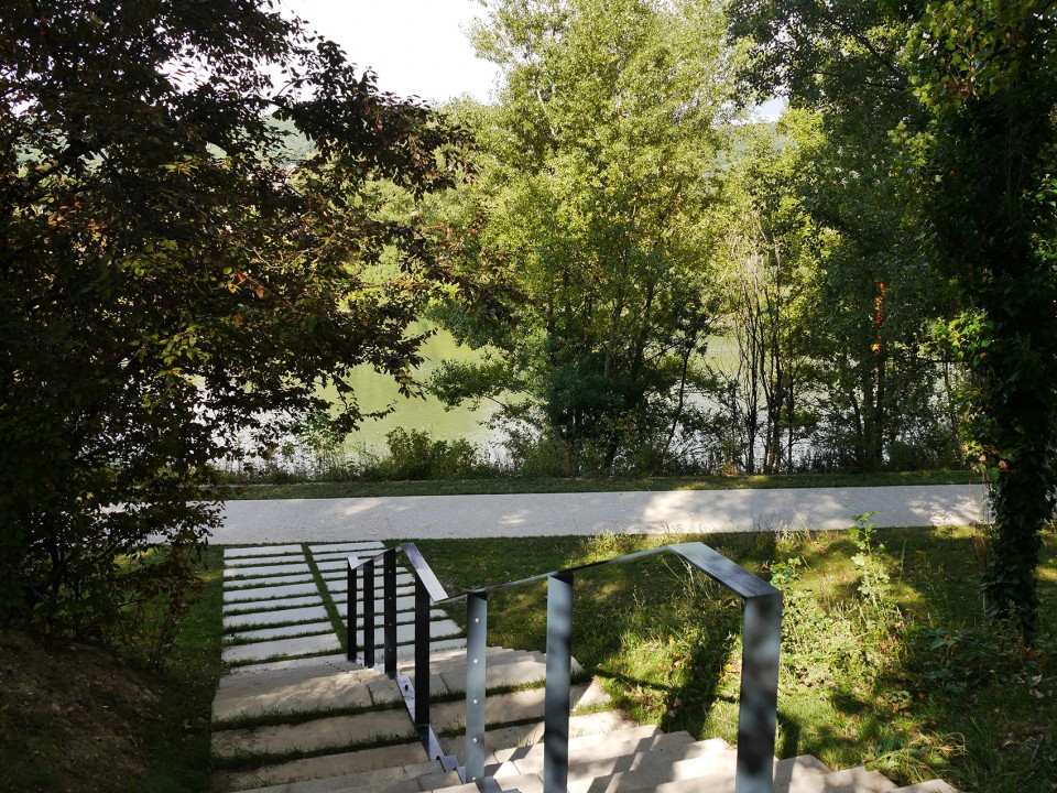 002-Rochetaillee Saone riverbanks by in situ