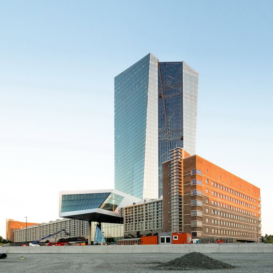 004-European Central Bank_Coop Himmelb(l)au