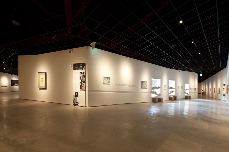 004-exhibition
