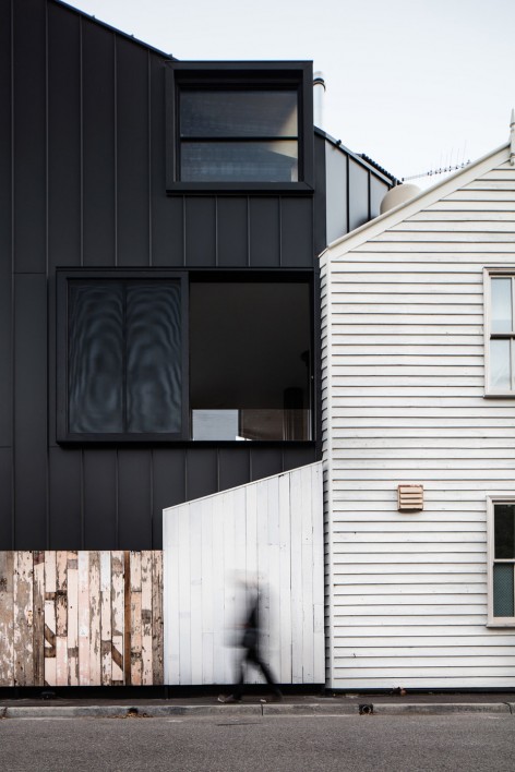 006-Acute House by Fooi-Ling Khoo