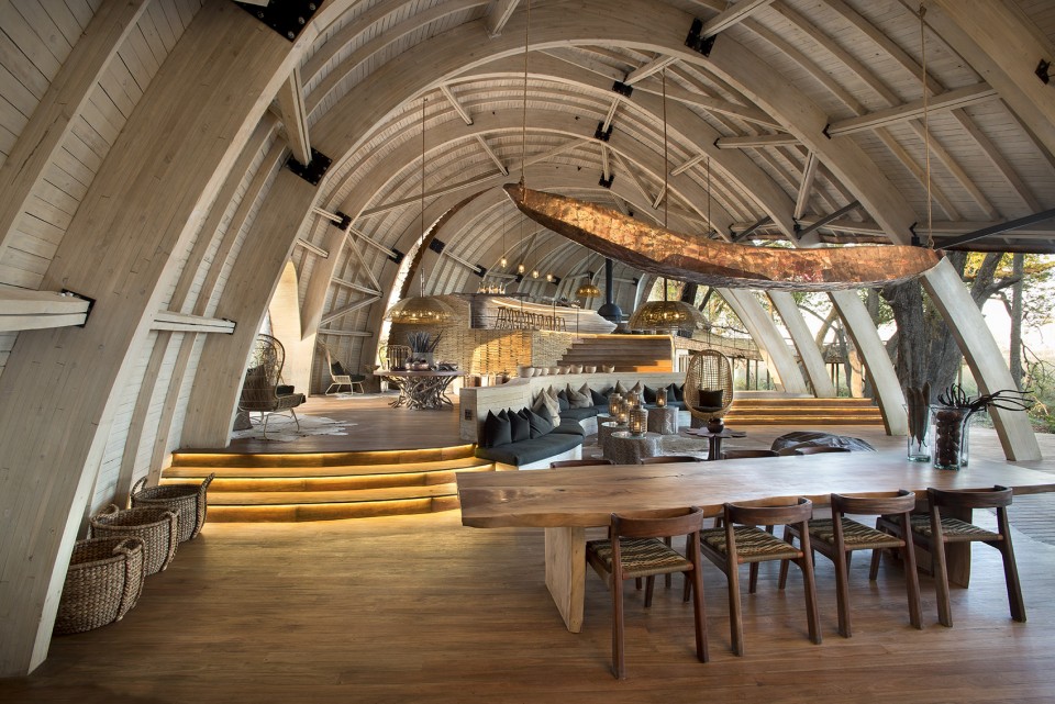 007-SANDIBE SAFARI LODGE IN BOTSWANA BY MICHAELIS BOYD ARCHITECTS