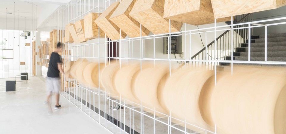008-A low-cost transformation for a public space of business incubator