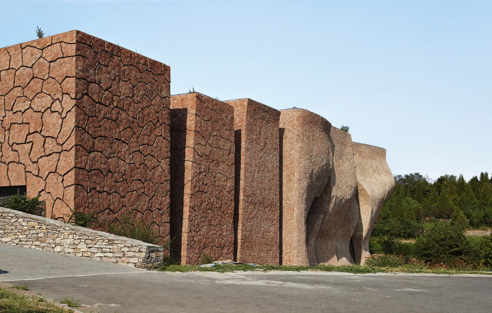 008-Yu Qingcheng Gallery by Zhanghua Architects