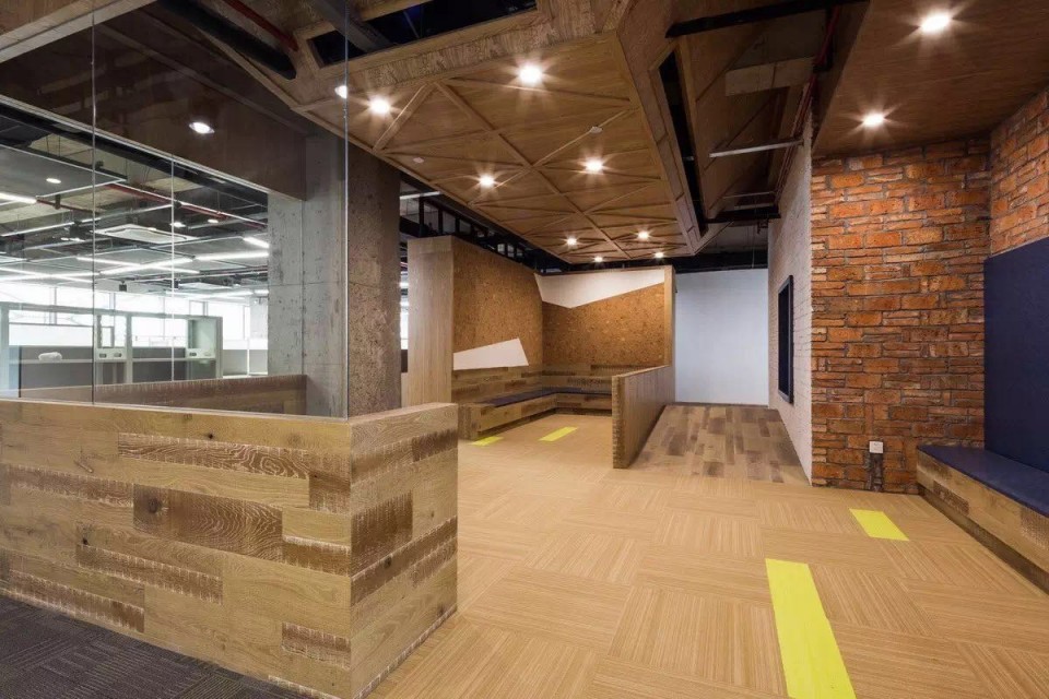 013-Different “MIX&MATCH”— Inventronics Technology Park by gad