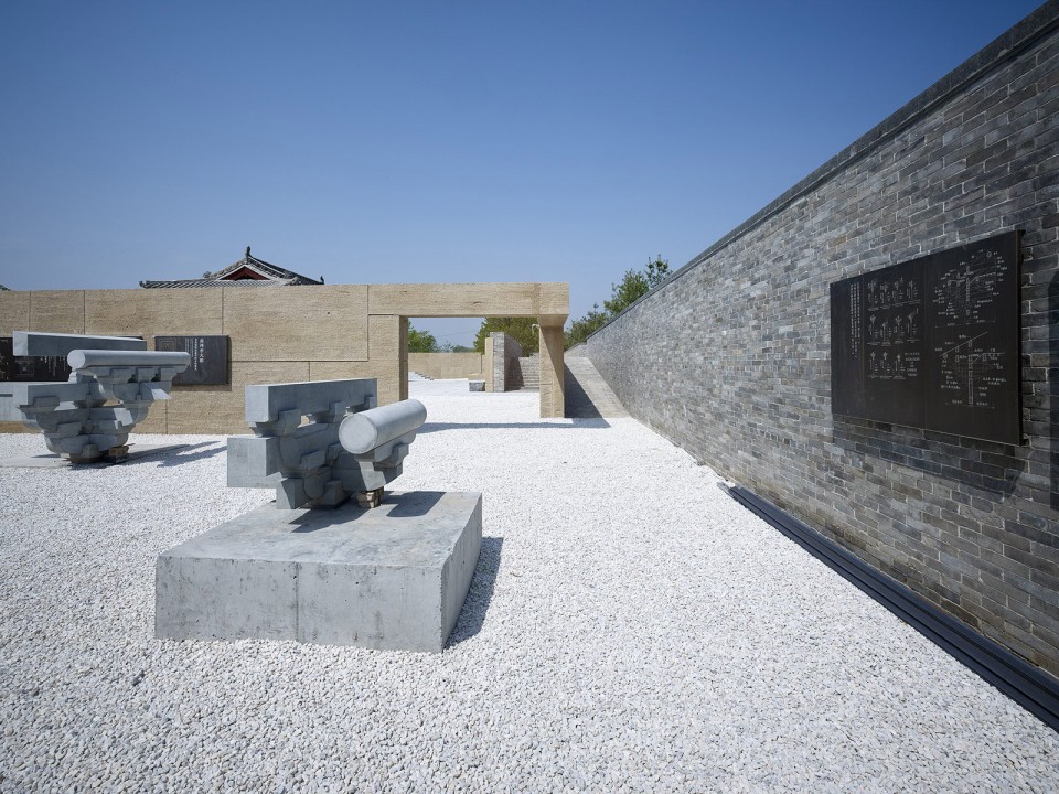 014-The Design of the Five-Dragons Temple Environmental Improvement, Shanxi, China by URBANUS