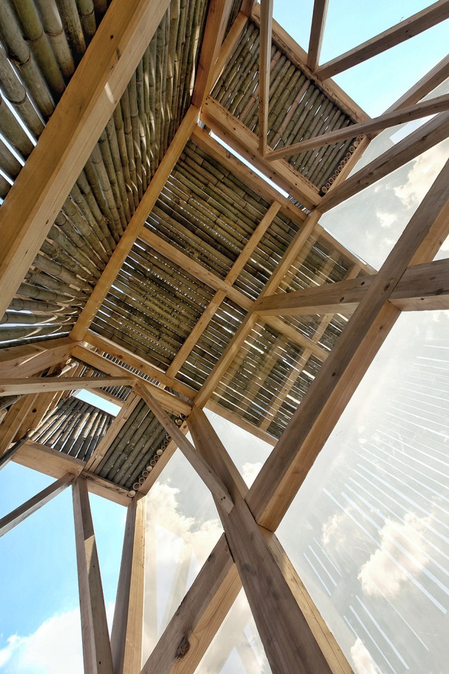 016-Shelter the mirrored sight_Li Hao