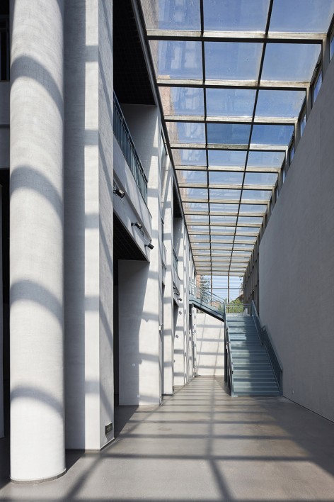 024-Yu Qingcheng Gallery by Zhanghua Architects