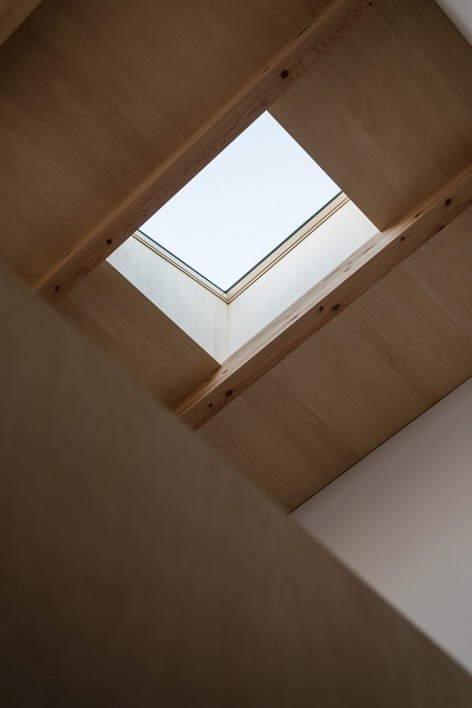 043-Feeling of distance of the house by Tsubasa Iwahashi Architects
