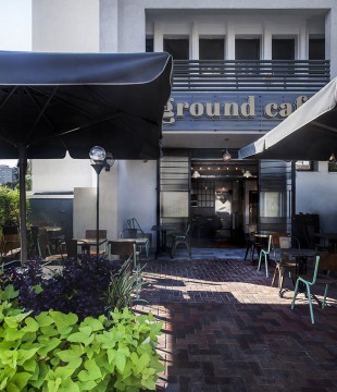 1-Ground Cafe by Roy David Studio