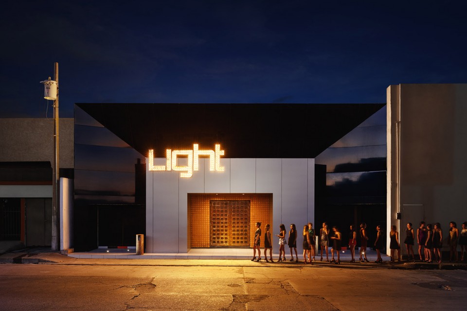 1-LIGHT night club by TAMEN arq