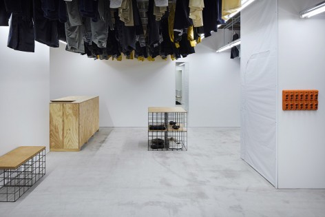 11-DESCENTE BLANC Marunouchi Tokyo by Schemata Architects