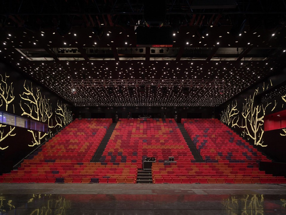 11-Lleida Theatre and Conference Center, Spain by Mecanoo